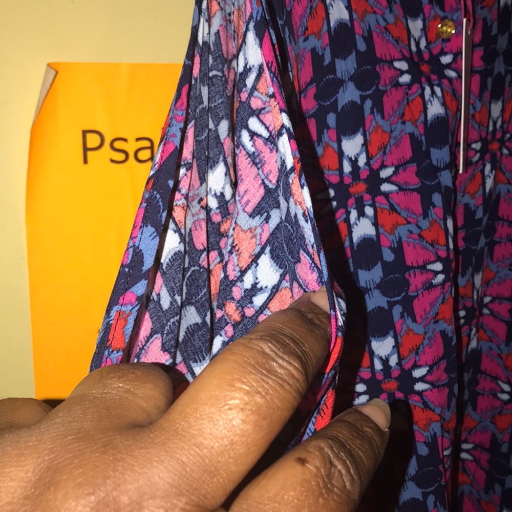 All For Color open shoulder top - Picture 4 of 10